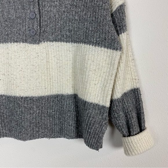 Pink Rose Gray & White Ribbed Collared Sweater - Picture 4 of 9